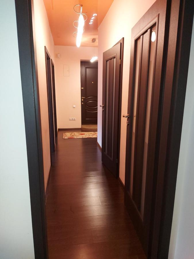 Central Point Apartment Lviv Ngoại thất bức ảnh