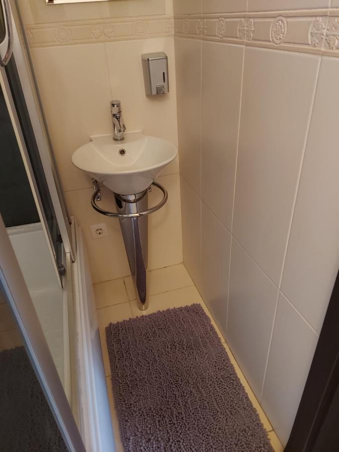 Central Point Apartment Lviv Ngoại thất bức ảnh